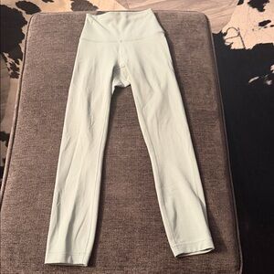 Lululemon woman’s Mint Green High-Waisted Leggings